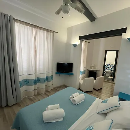 Hotel Da Cecco Santa Teresa Gallura Exterior photo